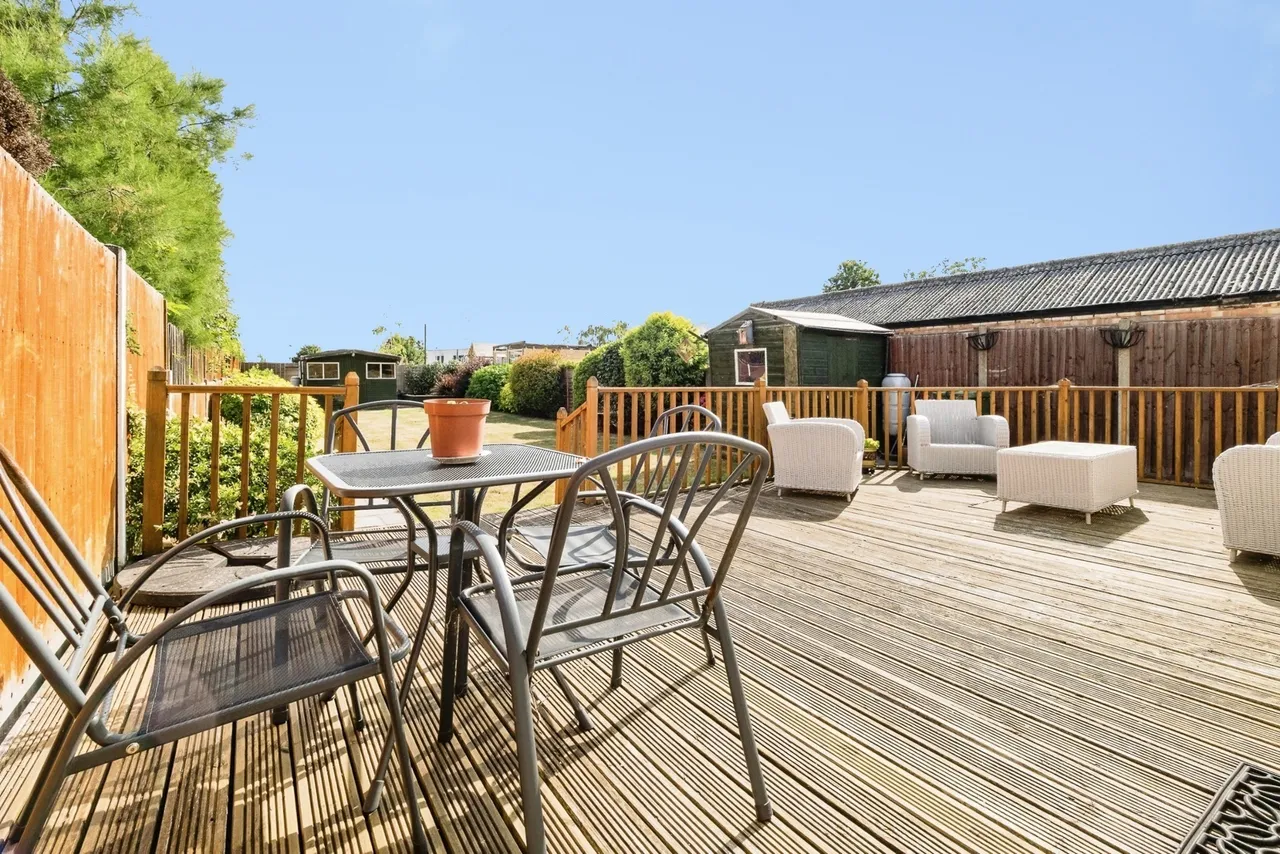 Kent Drive, Hornchurch, RM12, photo 18