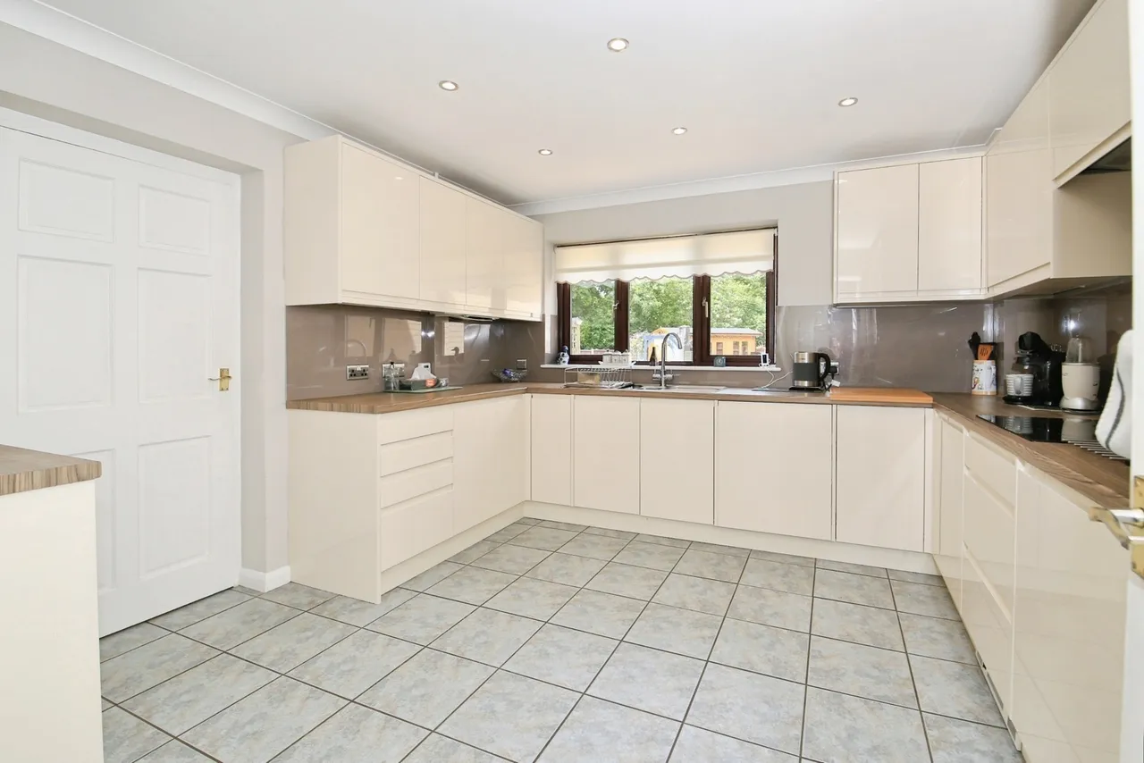 Haywardsfield, PETERBOROUGH, Cambridgeshire, PE3, photo 3