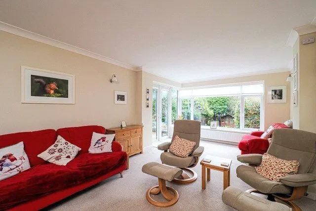 Rivergreen Crescent, Bramcote, Nottingham, NG9, photo 7