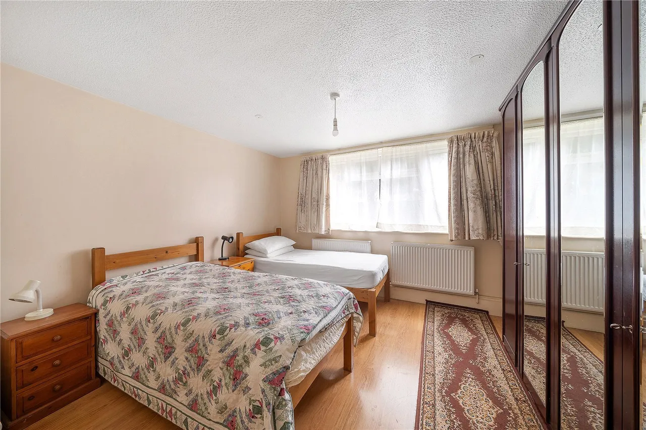 McDermott Close, Battersea, SW11, photo 10