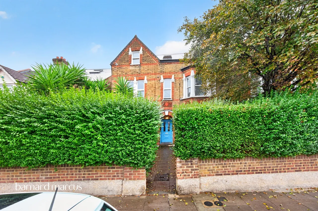 Robinson Road, London, SW17, photo 19