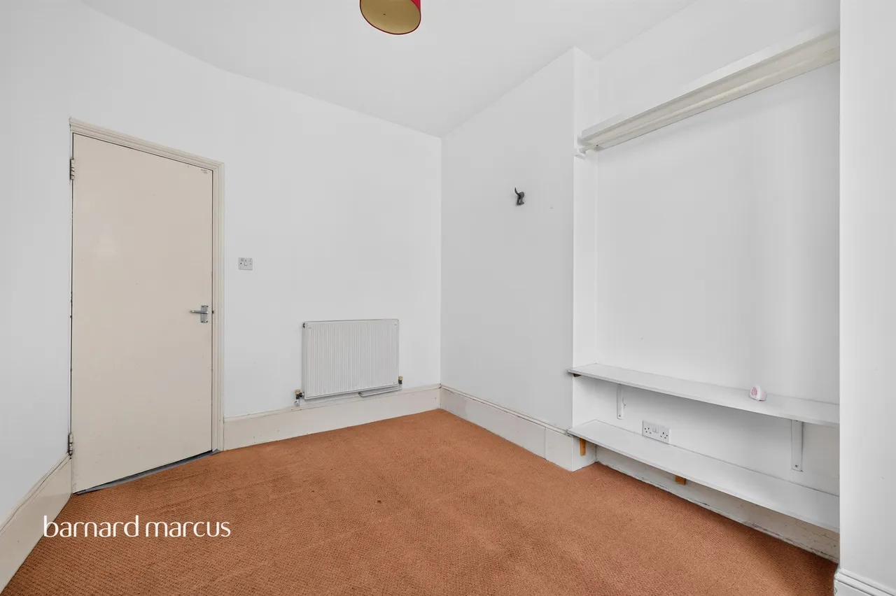 Robinson Road, London, SW17, photo 13