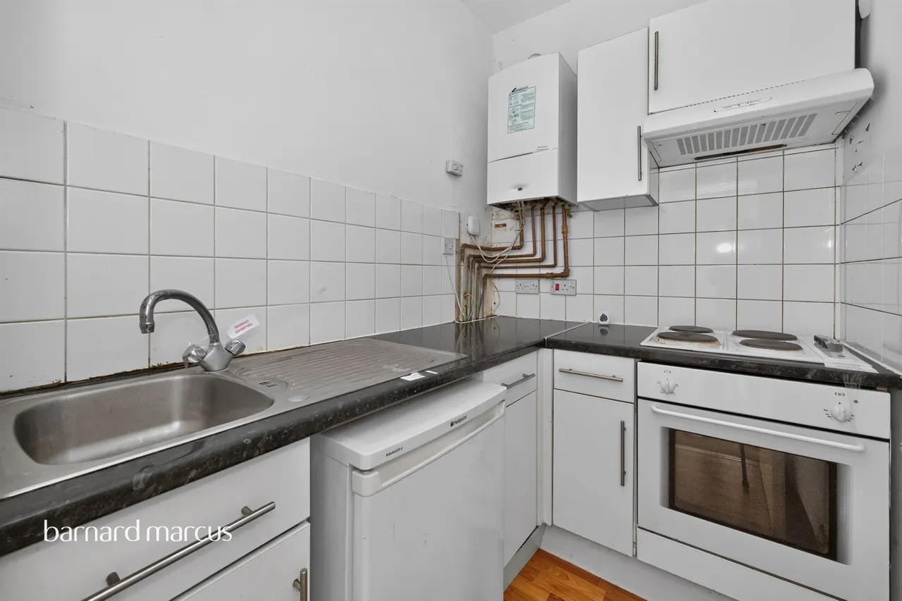 Robinson Road, London, SW17, photo 5