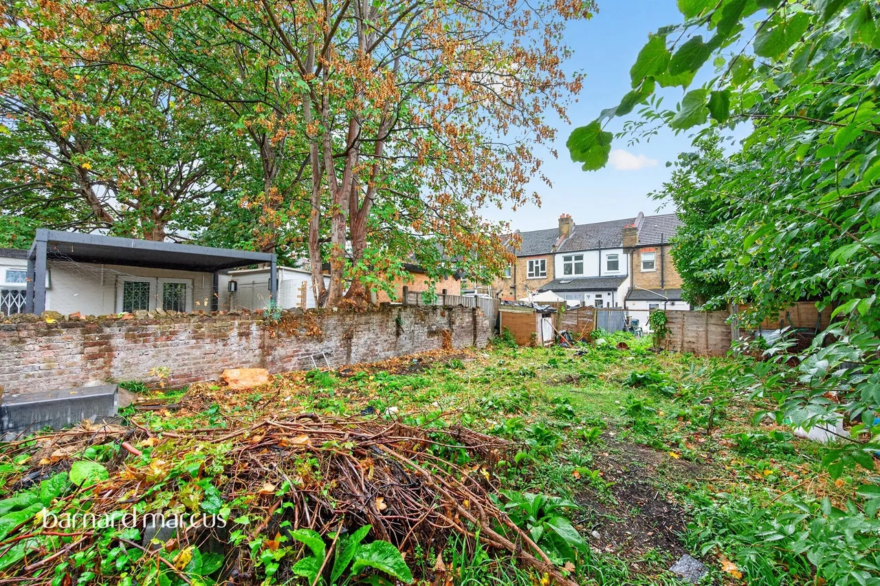 Robinson Road, London, SW17, photo 16