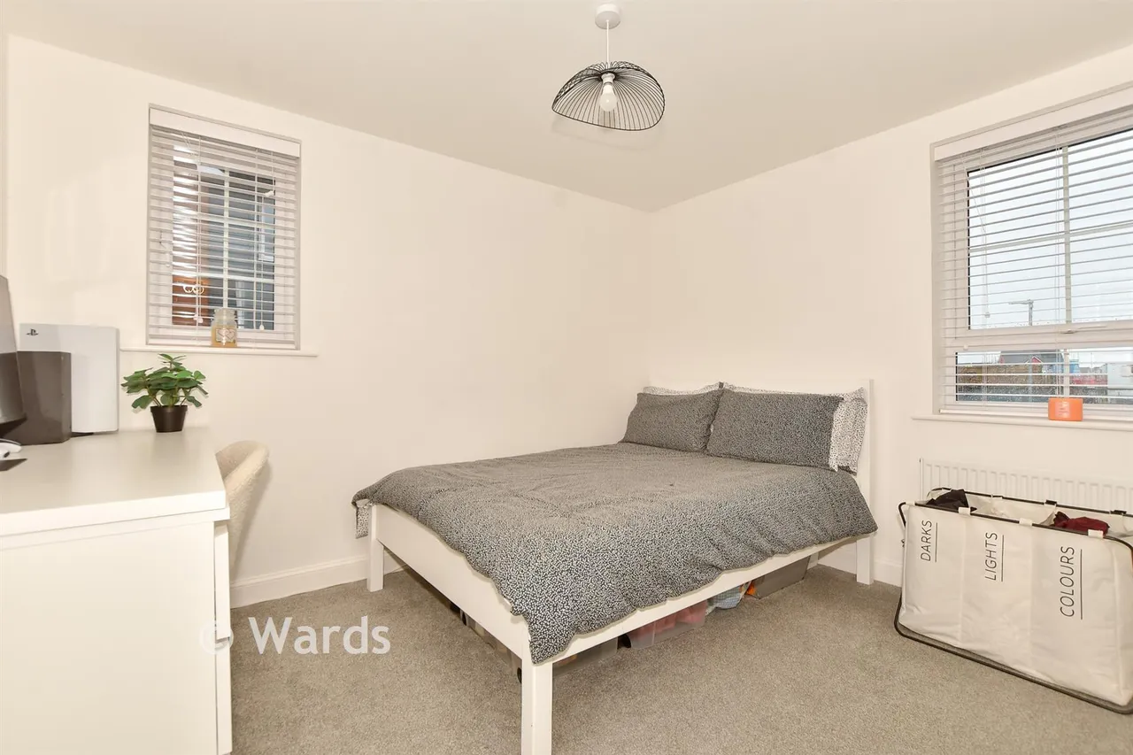 Maycock Place, Hythe, CT21, photo 9