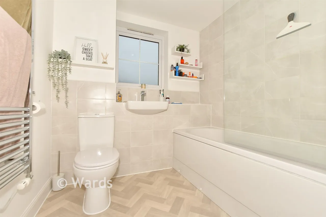 Maycock Place, Hythe, CT21, photo 11