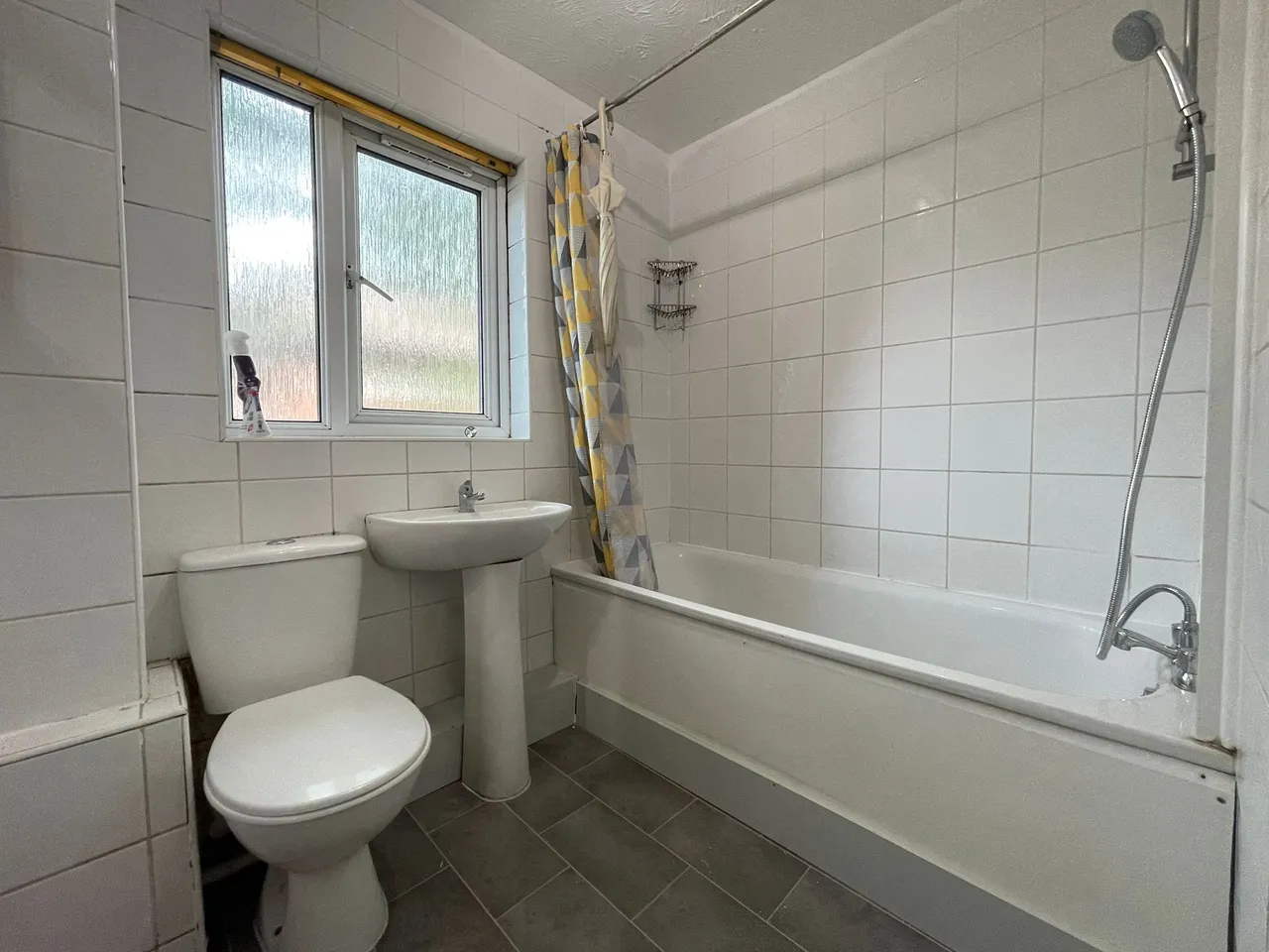 Pavilion Way, Edgware, HA8, photo 2