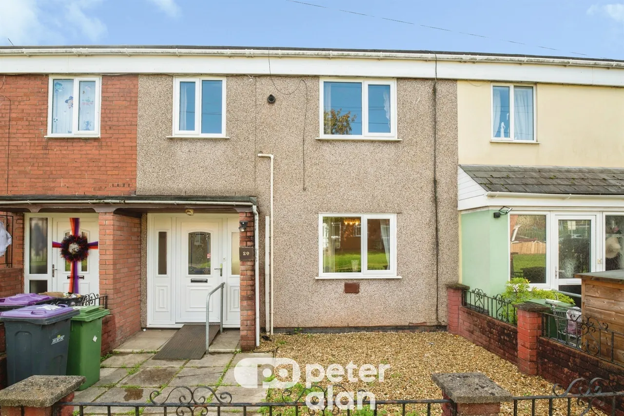 Mead Lane, Cwmbran, NP44, photo 22