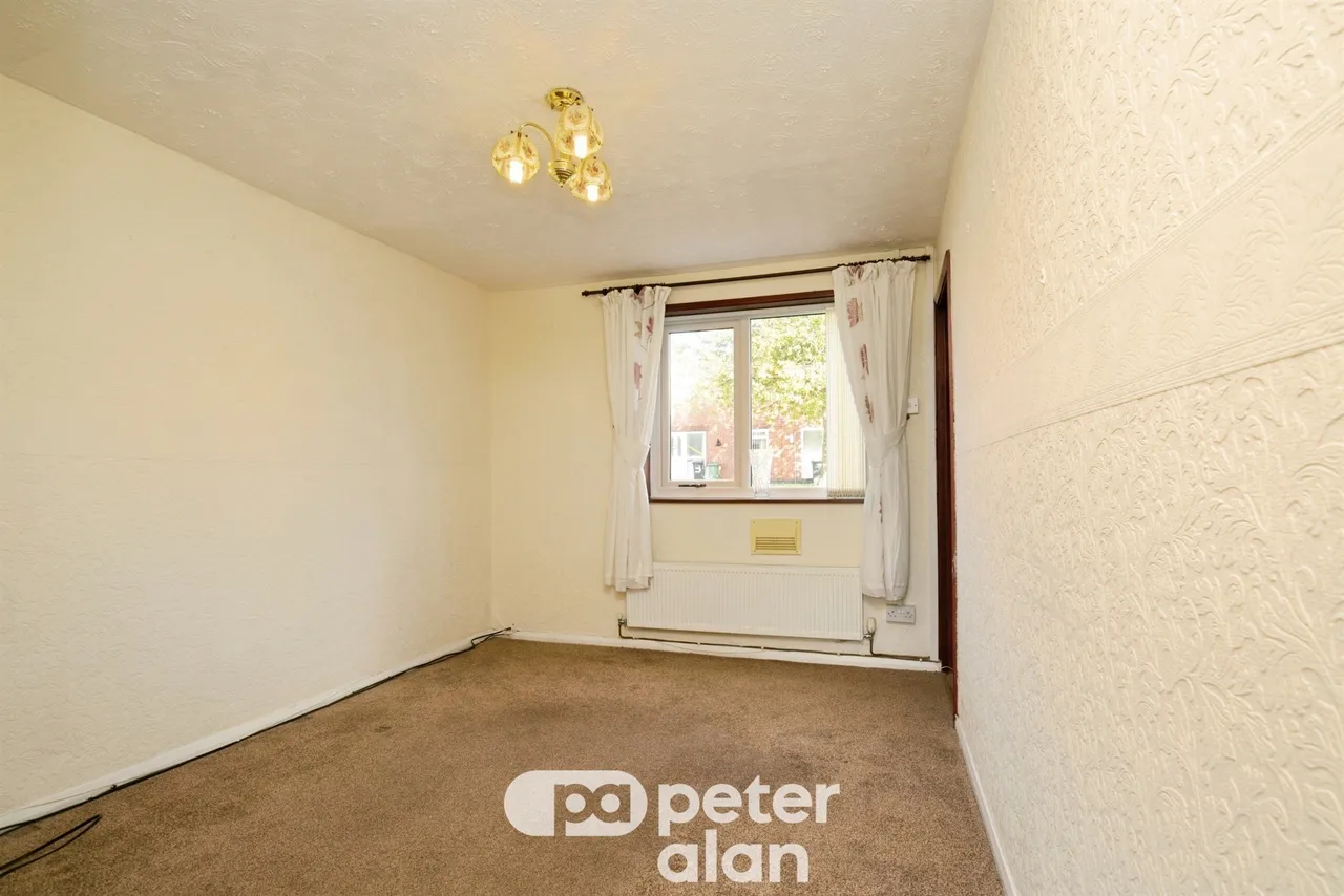 Mead Lane, Cwmbran, NP44, photo 2