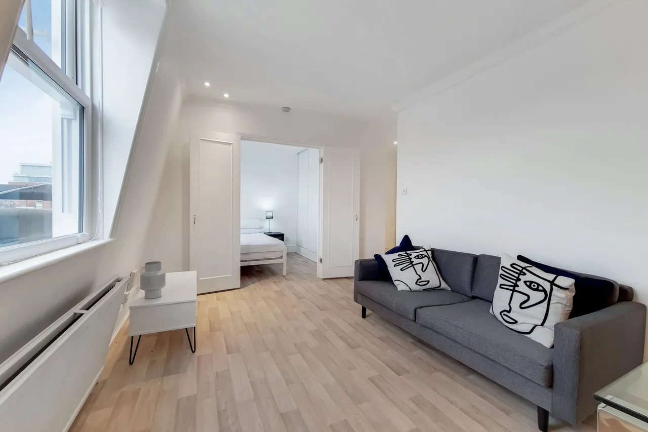 34i Cranley Gardens, London, photo 2