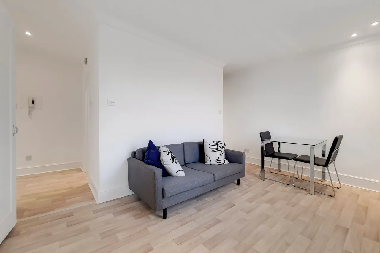 34i Cranley Gardens, London, photo 3
