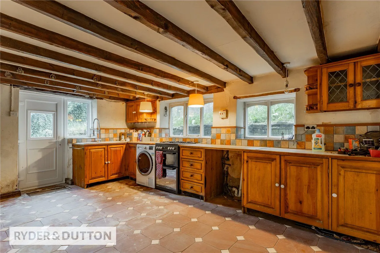 Highlands, Royton, OL2, photo 7