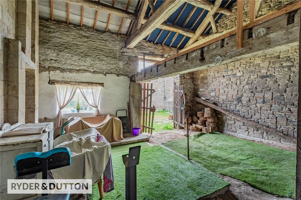 Highlands, Royton, OL2, photo 24