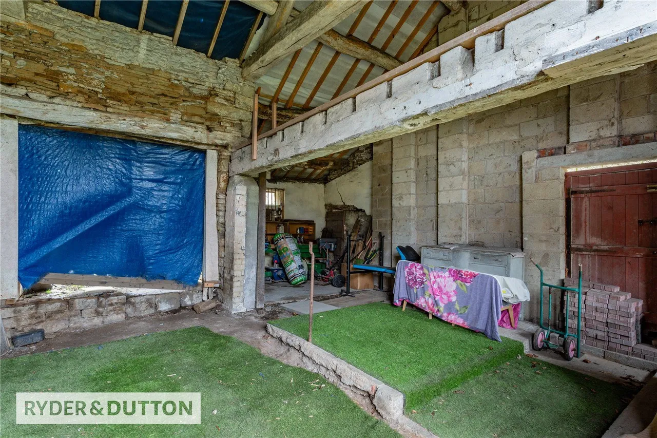 Highlands, Royton, OL2, photo 23