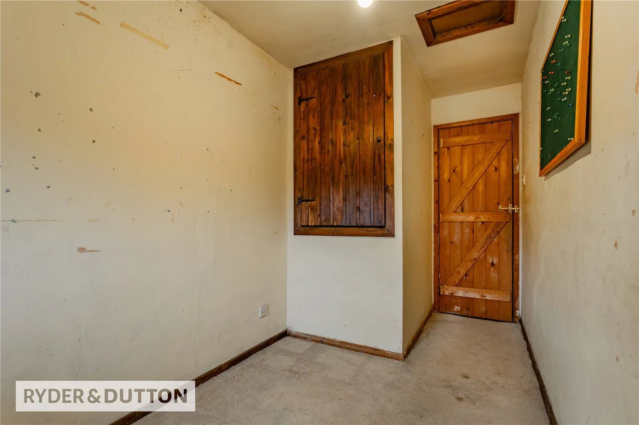 Highlands, Royton, OL2, photo 21