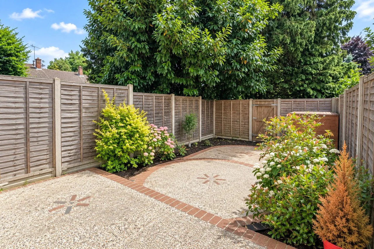 Langley Walk, Woking, GU22, photo 12