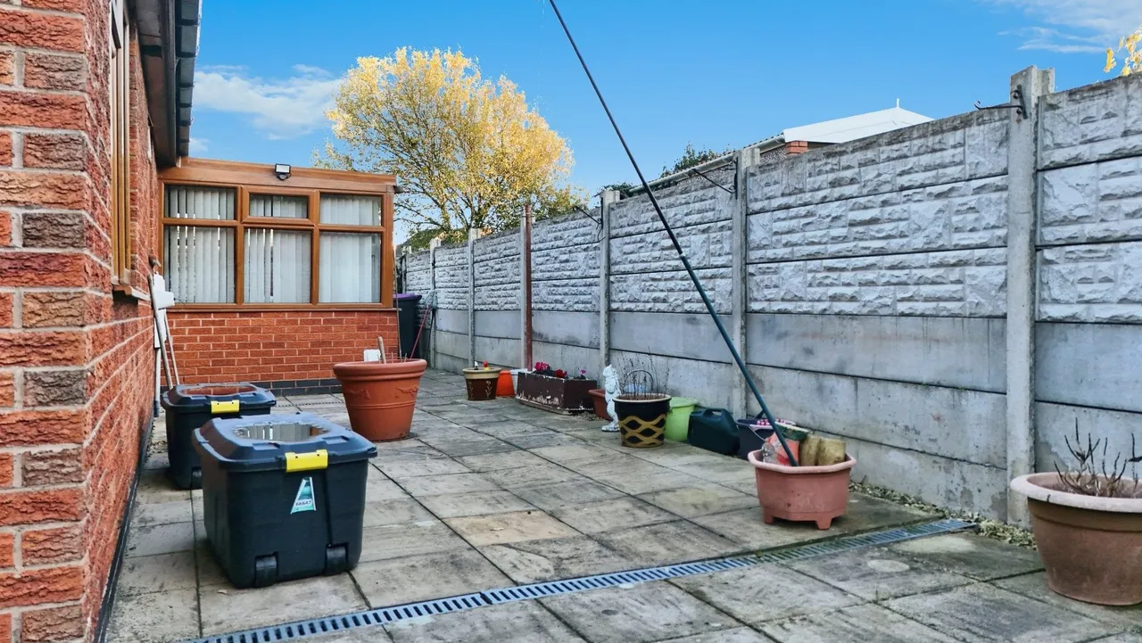 Sunny Bank, Castle Street, Hadley TF1 5RA, photo 4