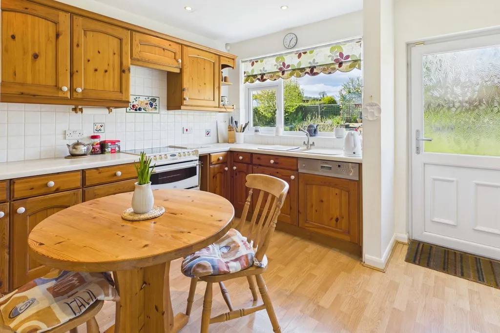 Cat Tree Road, Grange Over Sands, LA11, photo 5