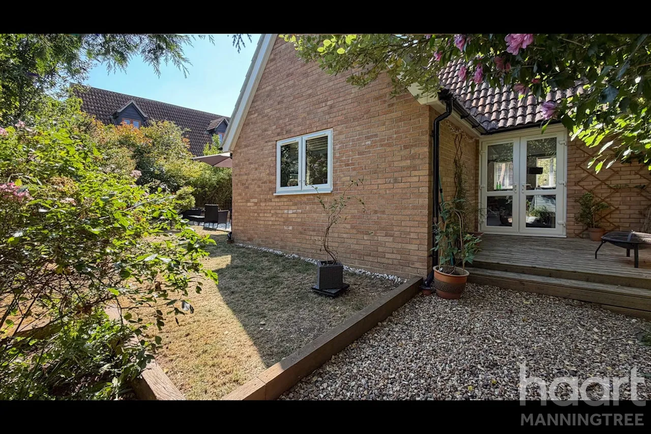 Turner Avenue, Lawford, CO11, photo 14