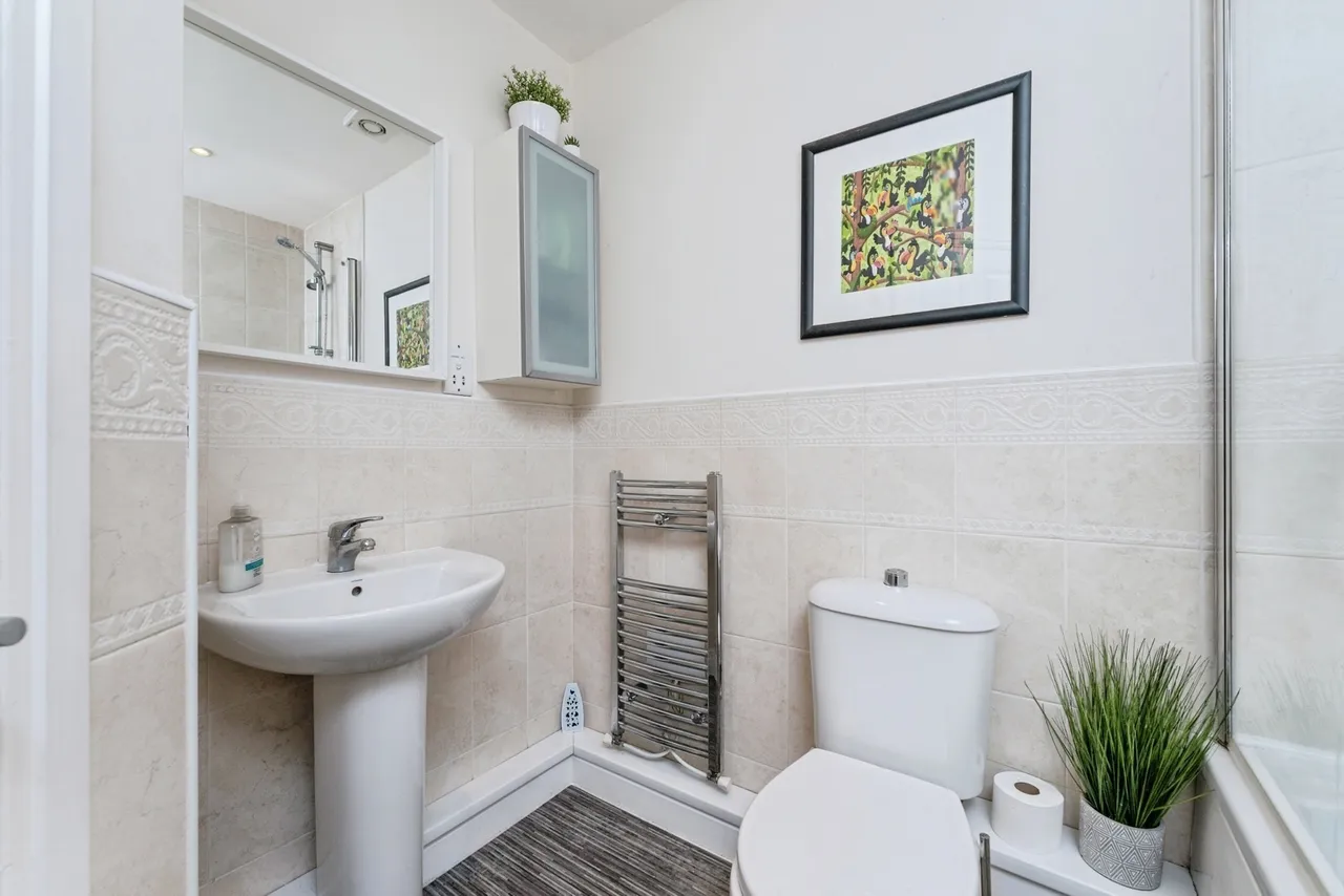 Chesterton Court, Chester, CH2, photo 14
