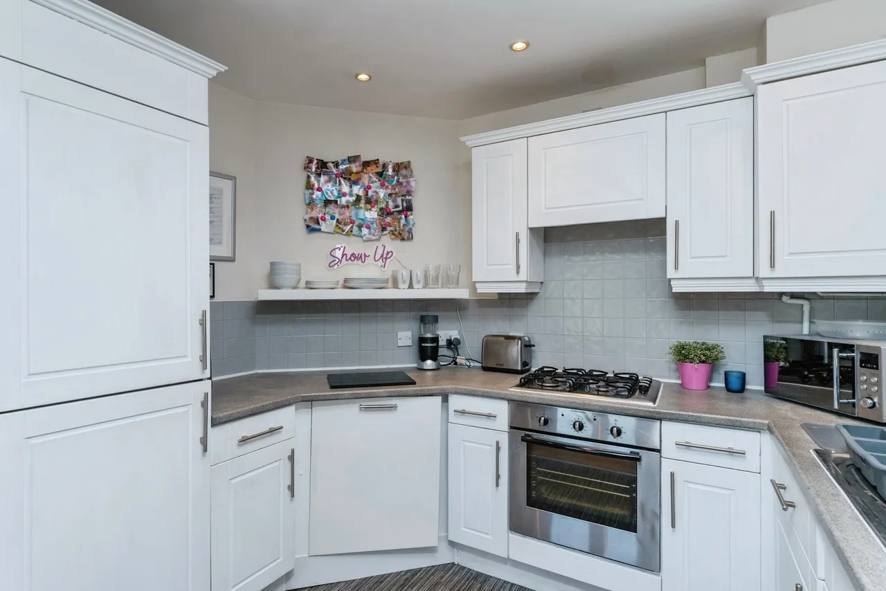 Chesterton Court, Chester, CH2, photo 7