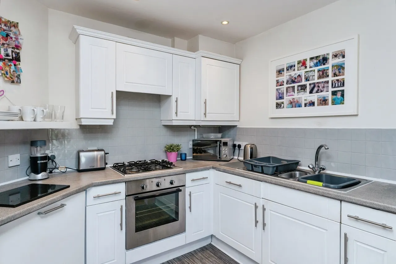 Chesterton Court, Chester, CH2, photo 8