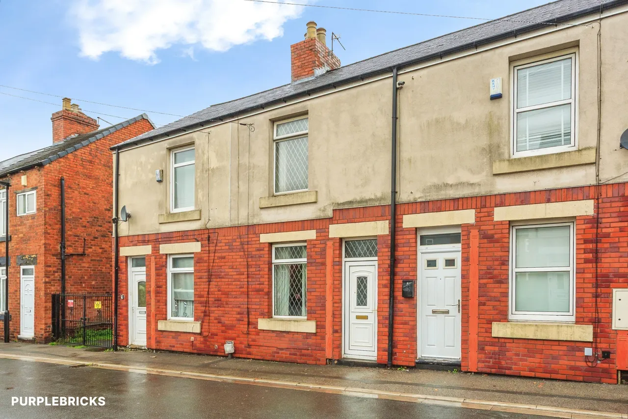 2 bed house for sale, Grays Road, Barnsley, S71