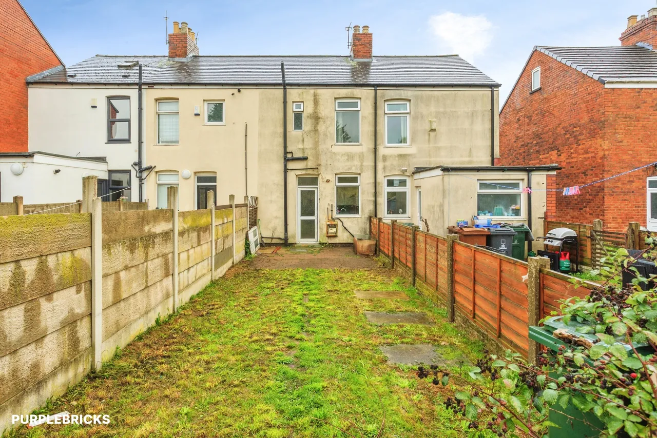Grays Road, Barnsley, S71, photo 15
