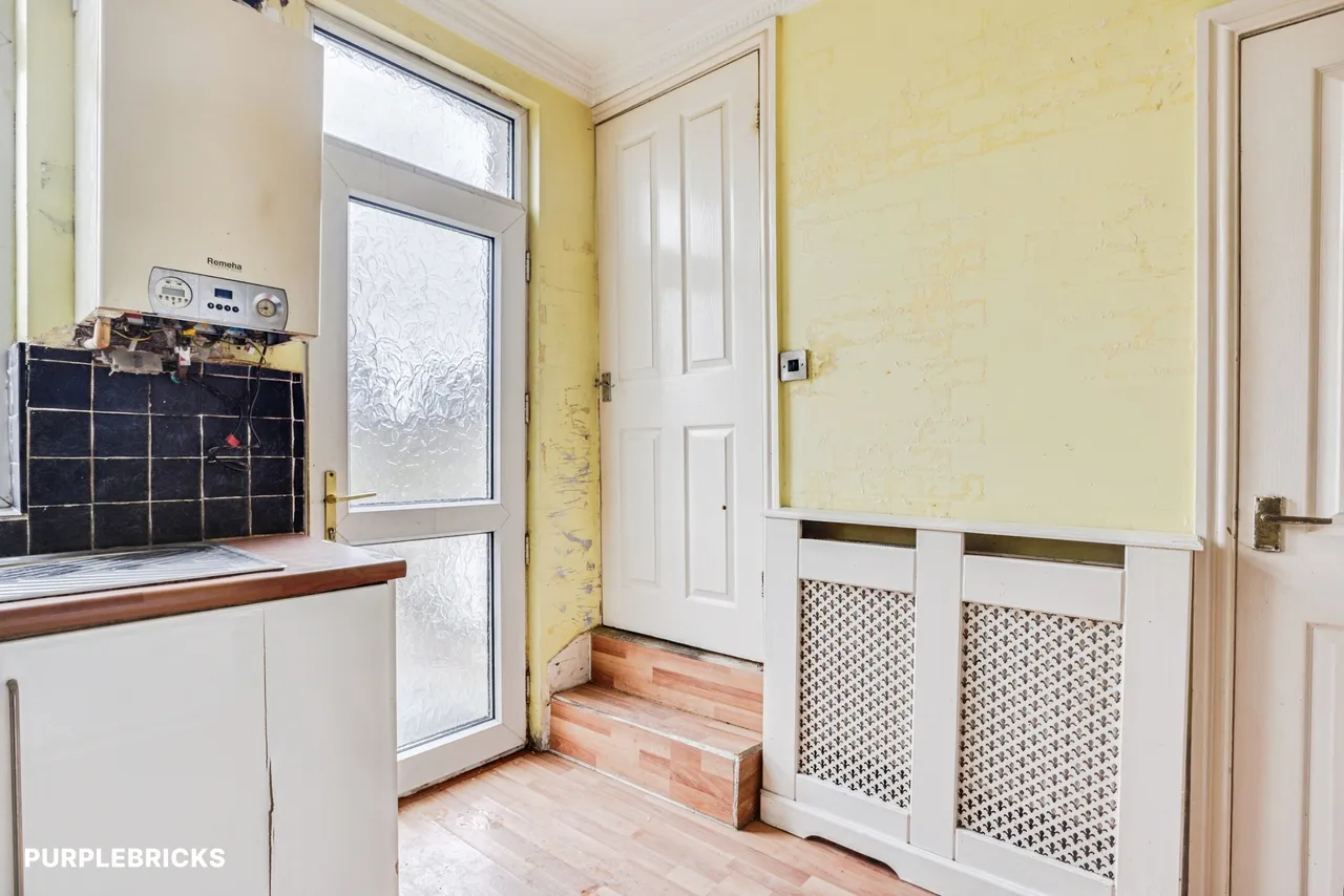 Grays Road, Barnsley, S71, photo 14