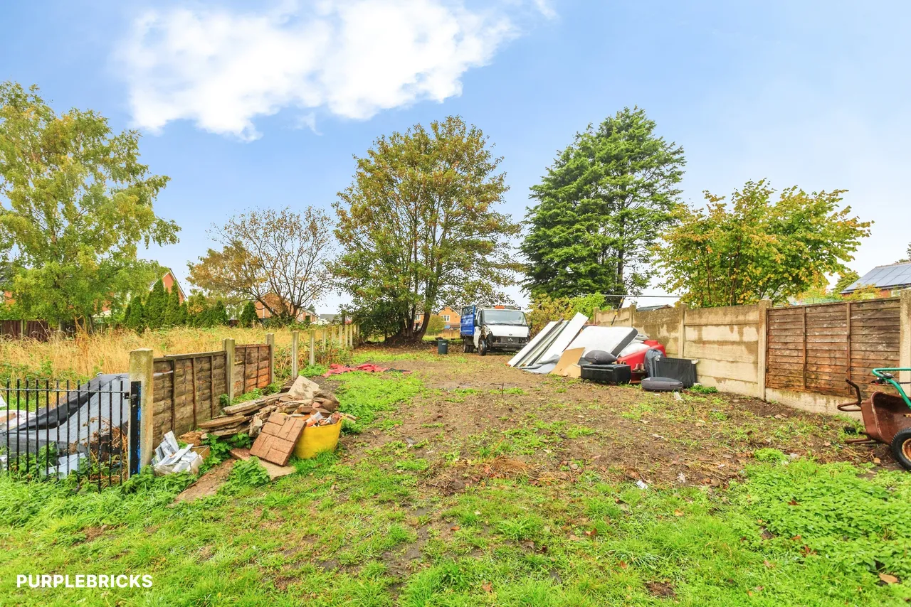 Grays Road, Barnsley, S71, photo 2