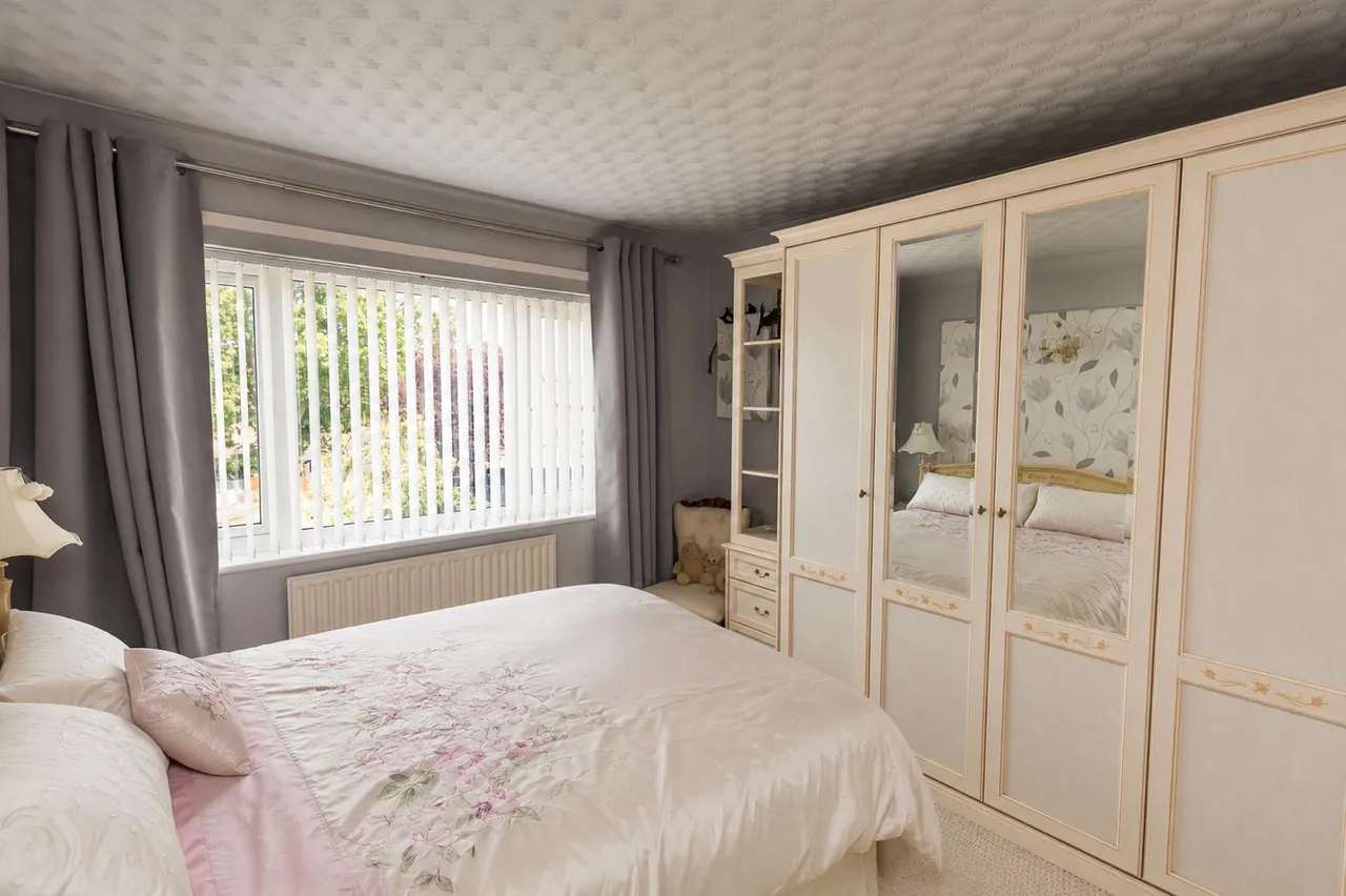 Parkfield Drive, Frodsham, WA6, photo 12