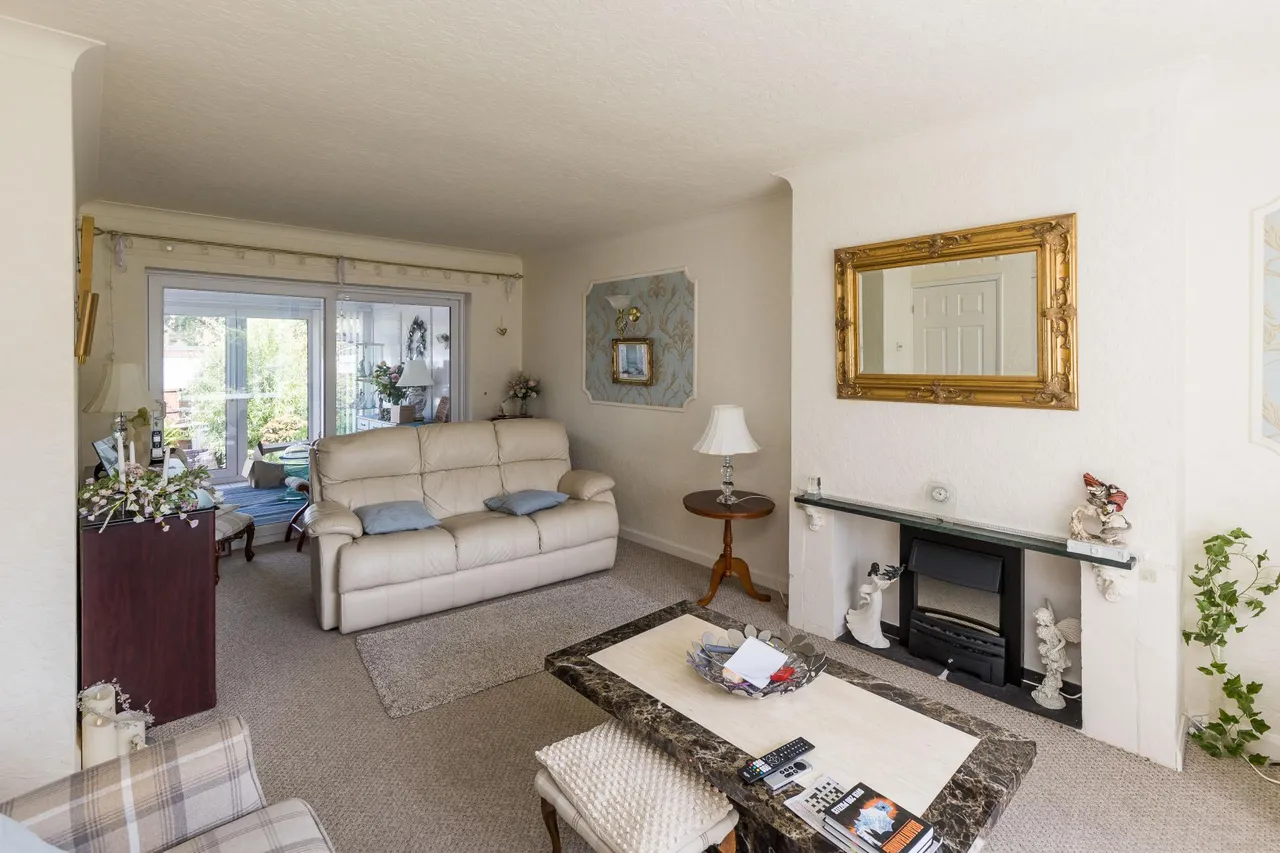 Parkfield Drive, Frodsham, WA6, photo 7