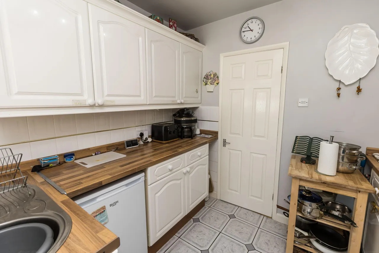 Parkfield Drive, Frodsham, WA6, photo 9
