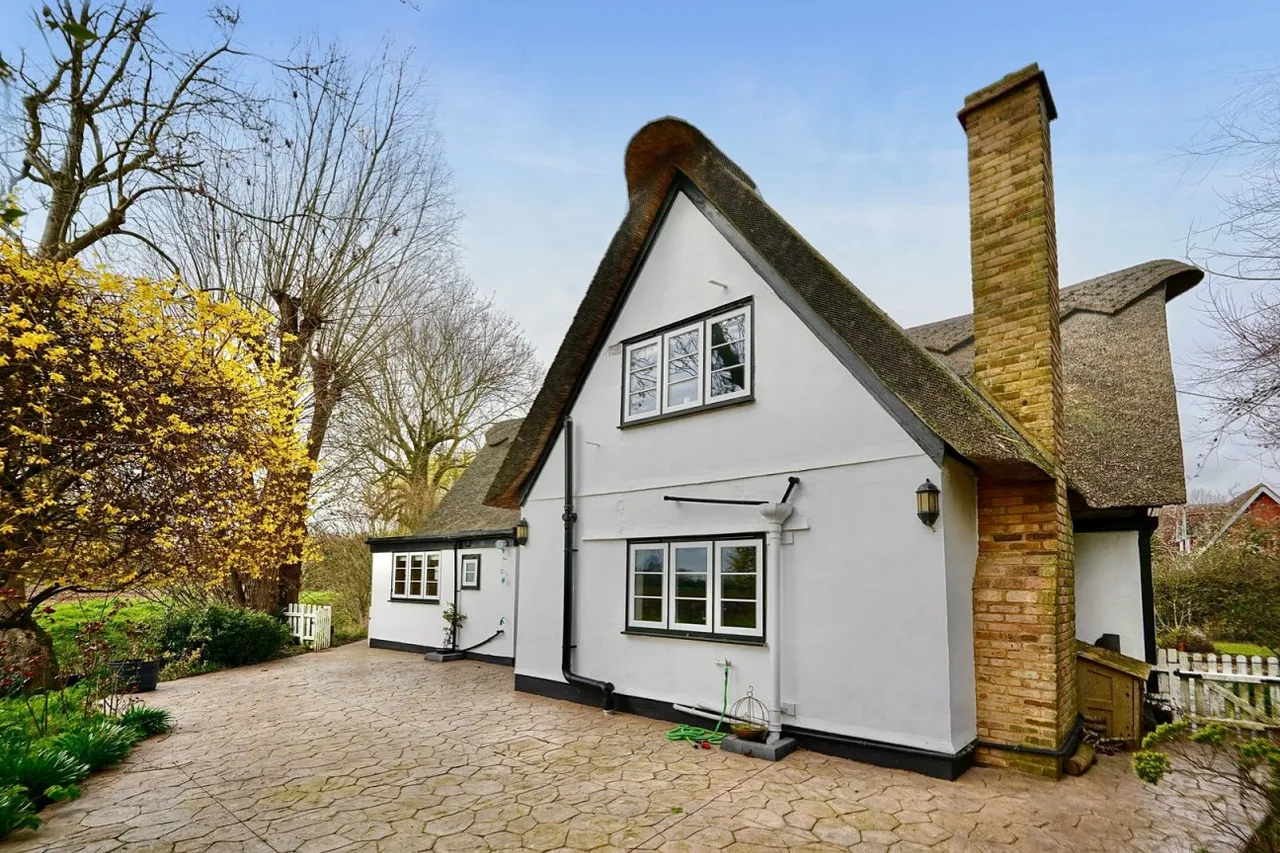 Park Road, Brampton, PE28, photo 13