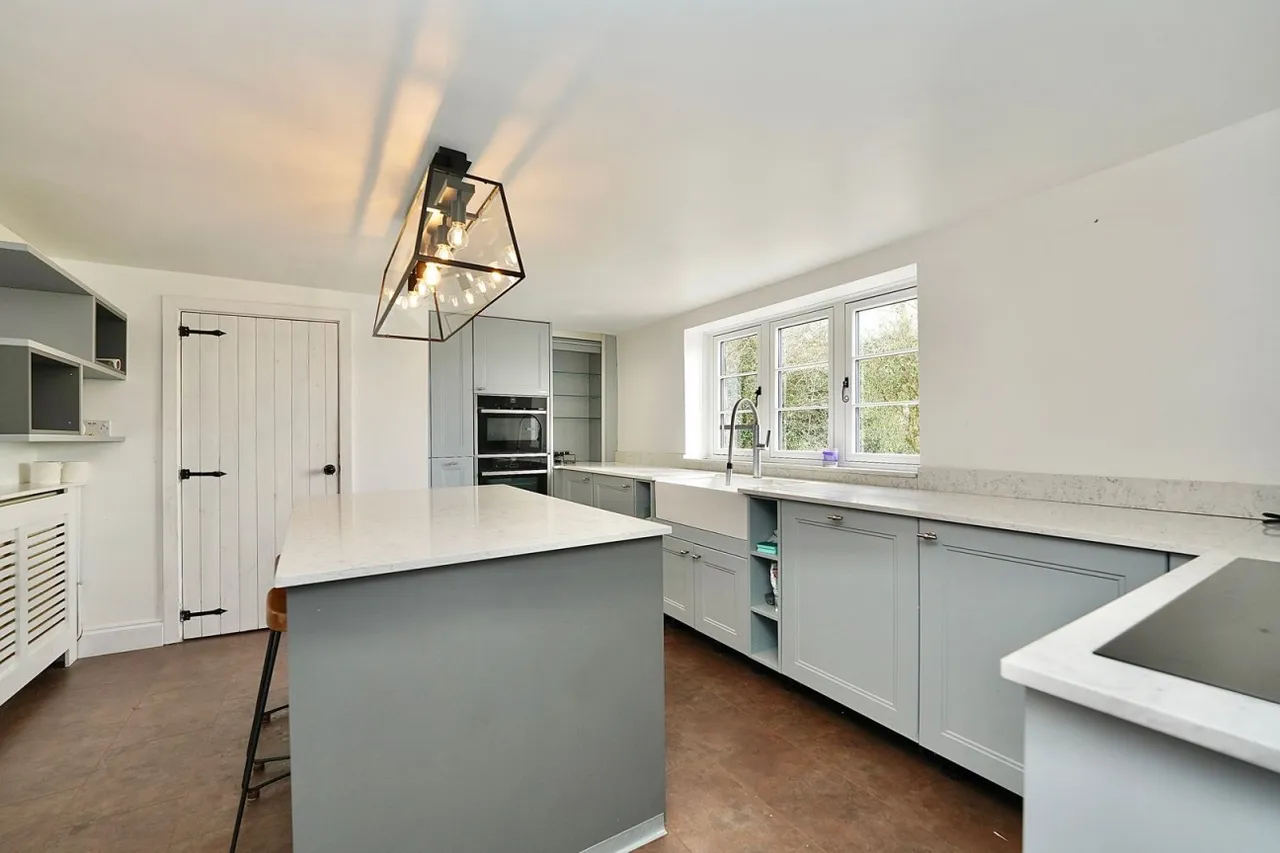 Park Road, Brampton, PE28, photo 3