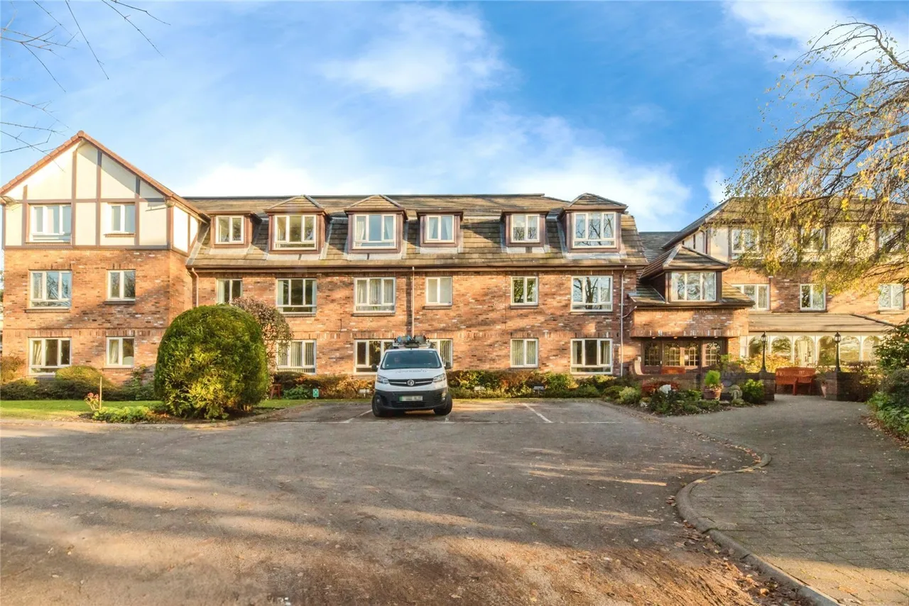 1 bed flat for sale — Tabley Road, Knutsford, Cheshire, WA16