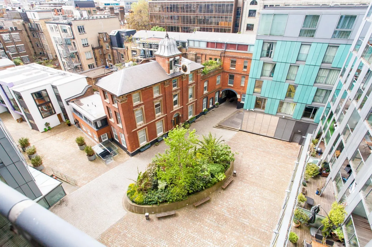 Brewhouse Yard, London, EC1V, photo 12
