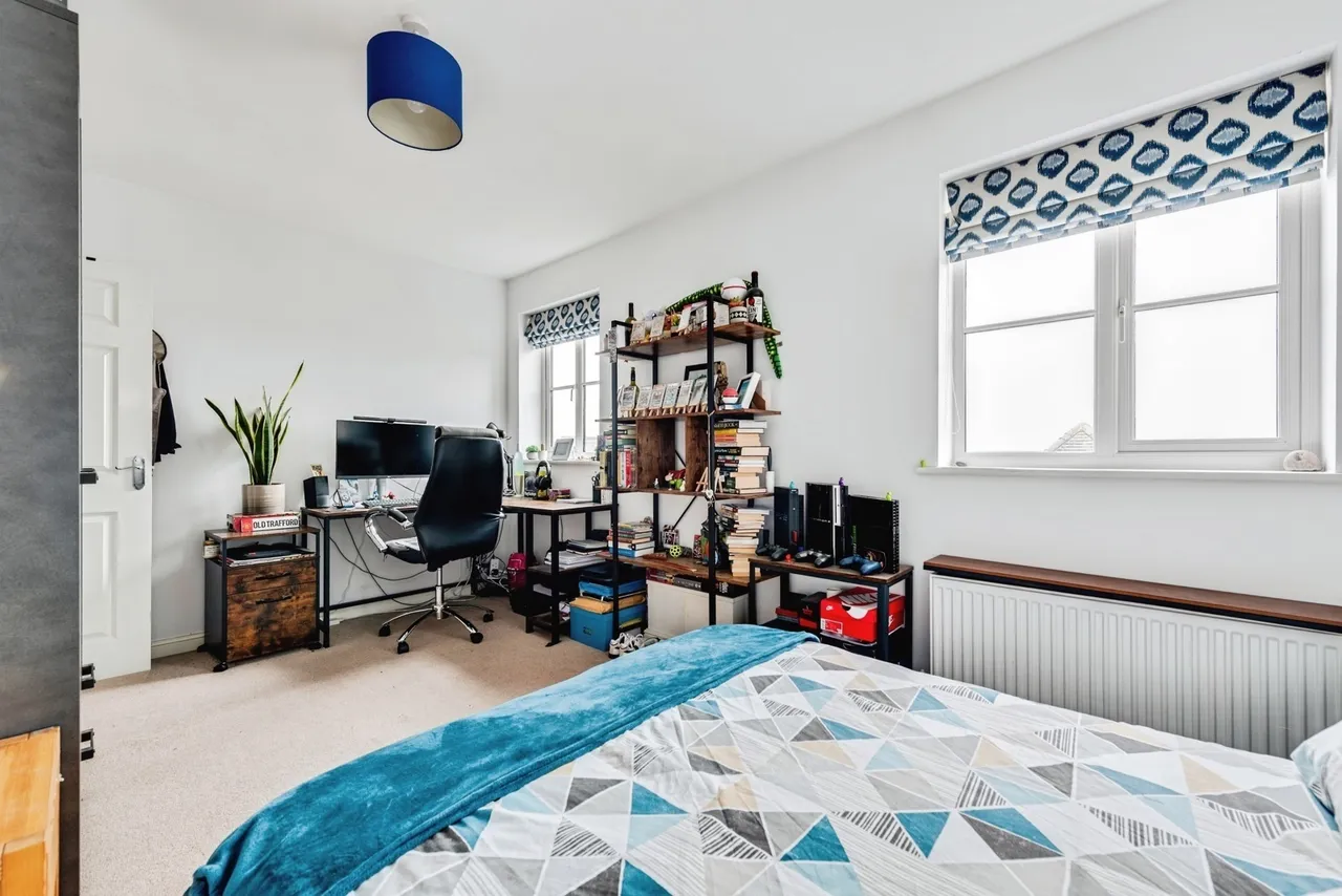 Truscott Avenue, SWINDON, Wiltshire, SN25, photo 15