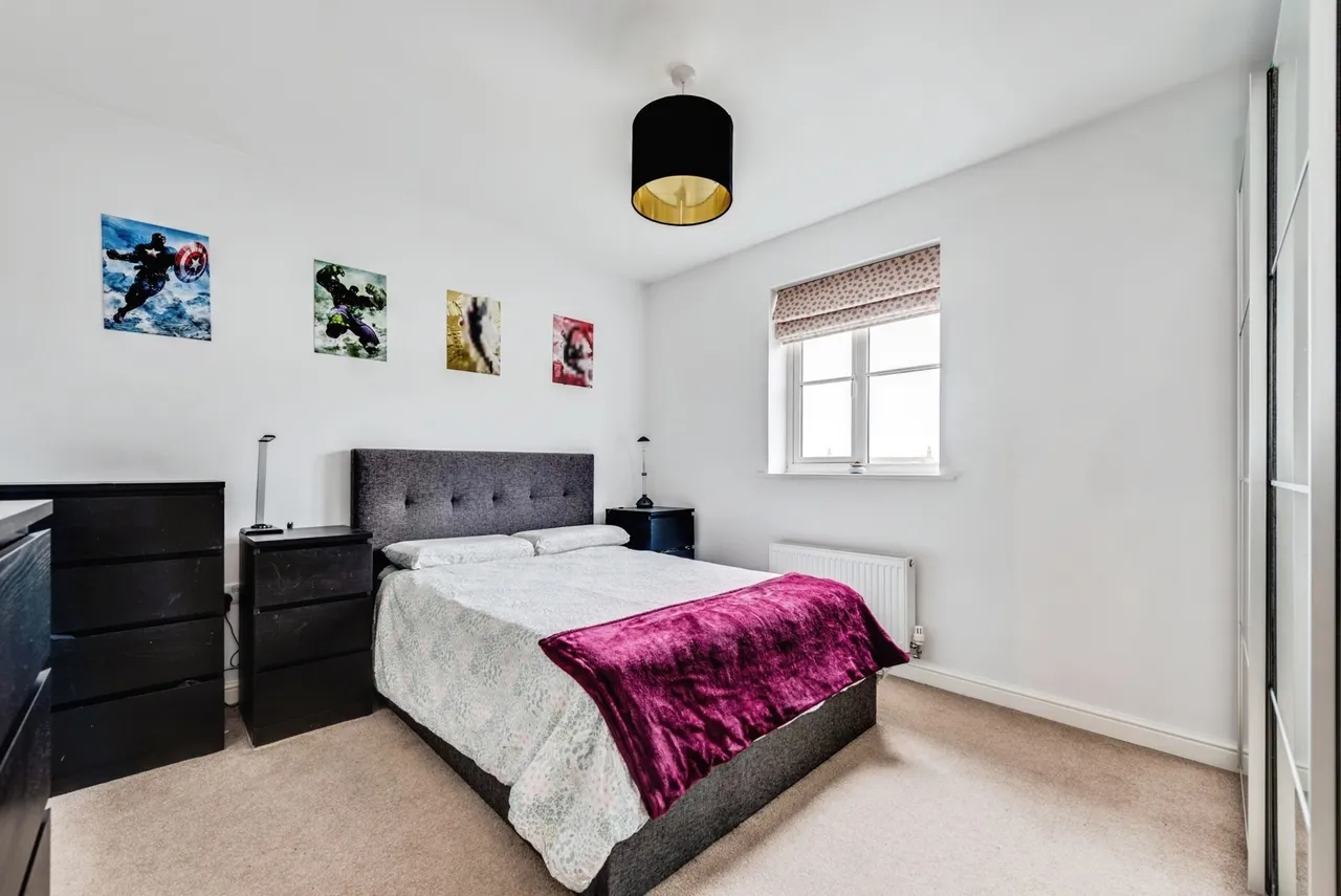 Truscott Avenue, SWINDON, Wiltshire, SN25, photo 13