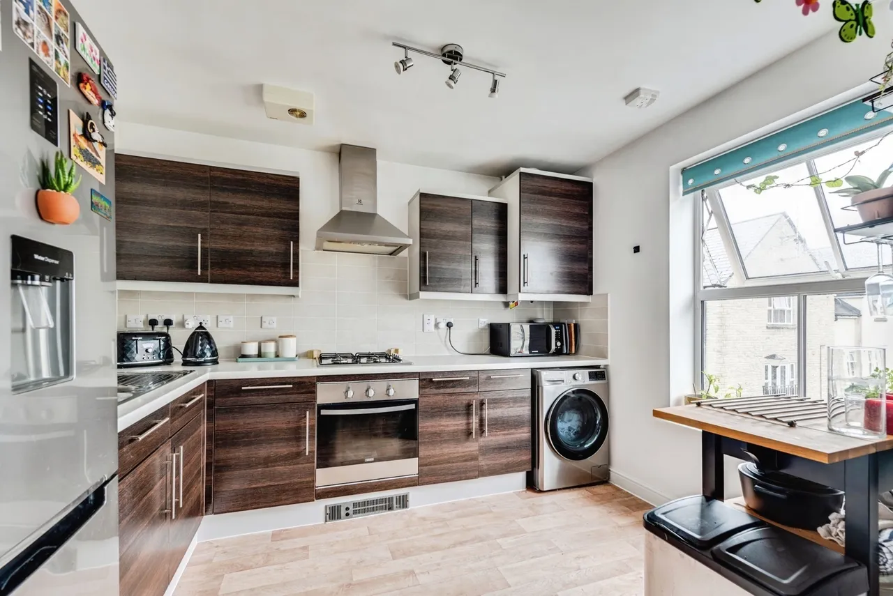 Truscott Avenue, SWINDON, Wiltshire, SN25, photo 8