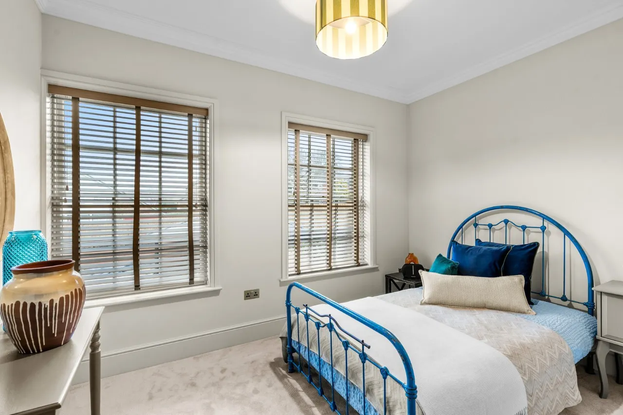 Lexden Road, Colchester, CO3, photo 32