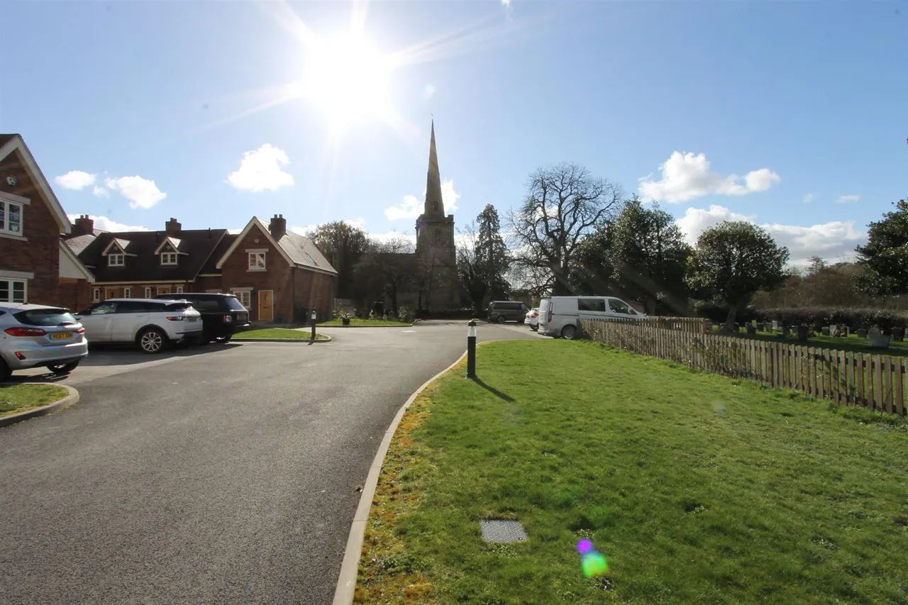 St Cassians Way, Chaddesley Corbett, Kidderminster, photo 15