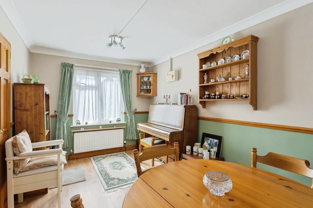 Kenan Drive, Attleborough, photo 3