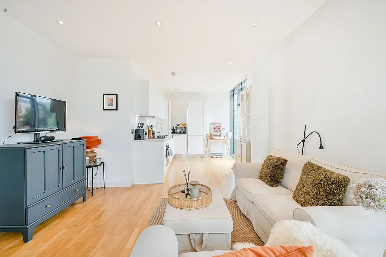 Flat 10, York House, London, photo 8
