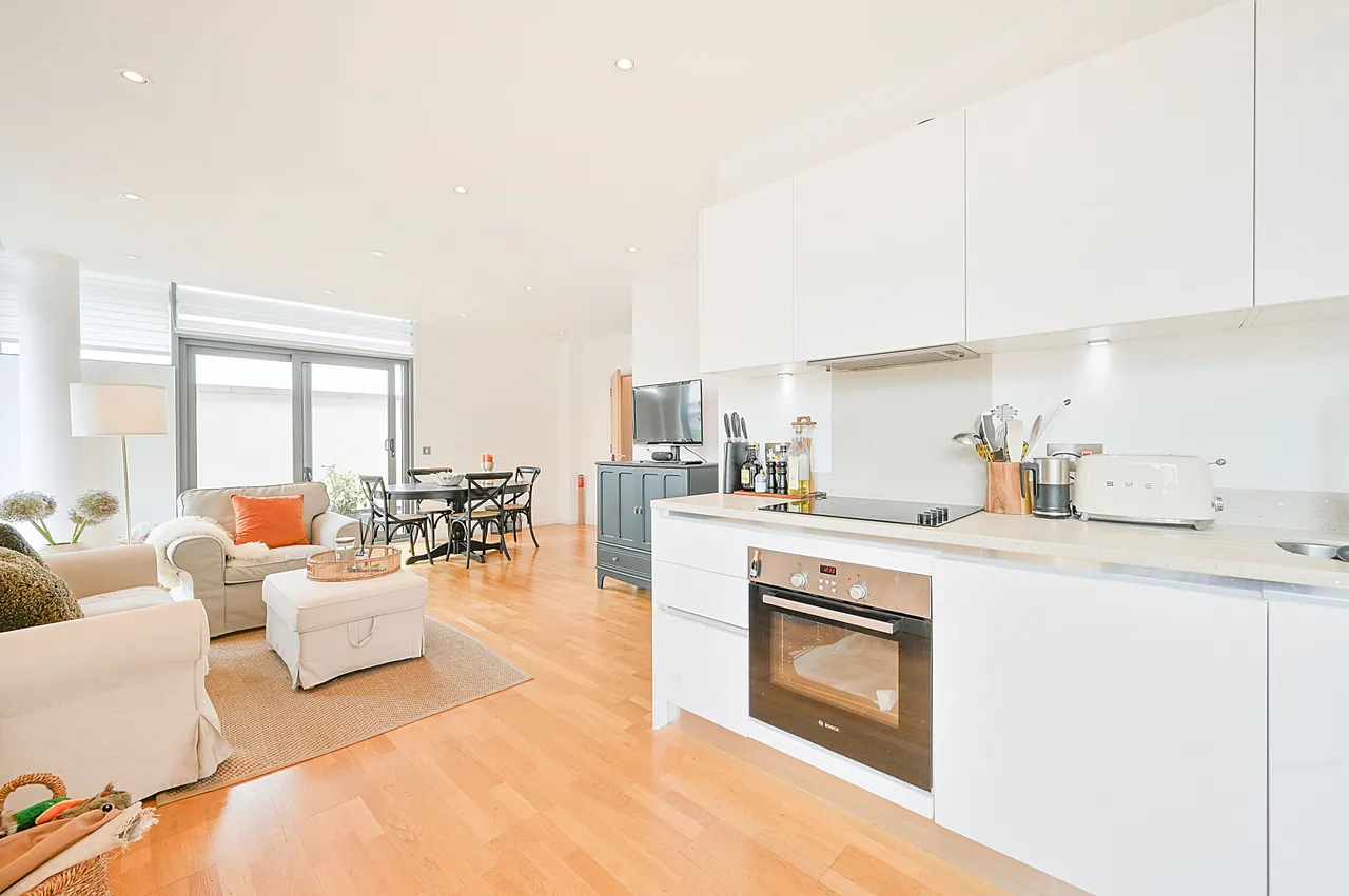 Flat 10, York House, London, photo 9