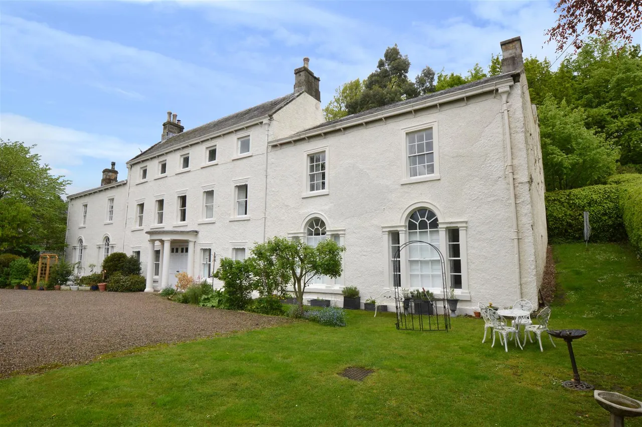 2 bed flat for sale, Draycott Hall, Fremington