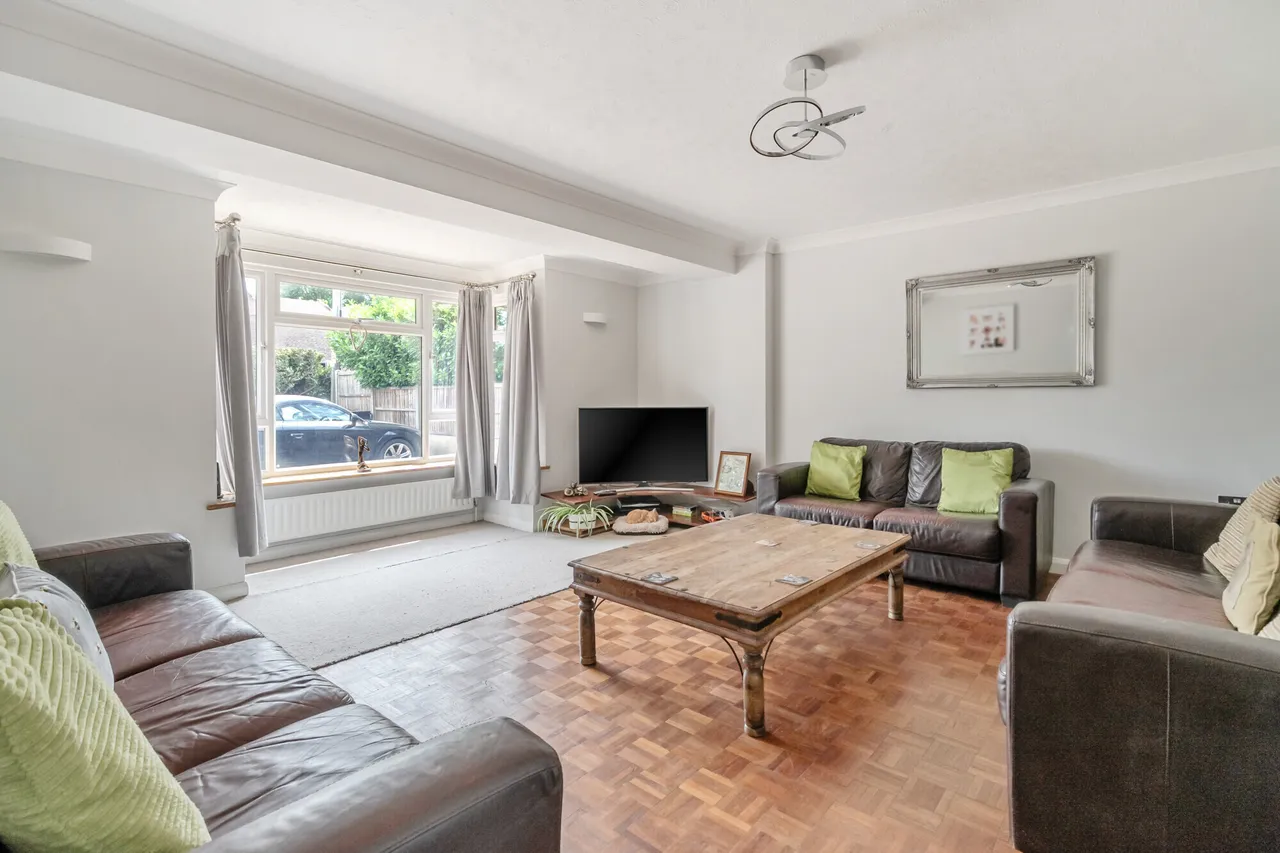 Ambleside Road, Lightwater, GU18, photo 3