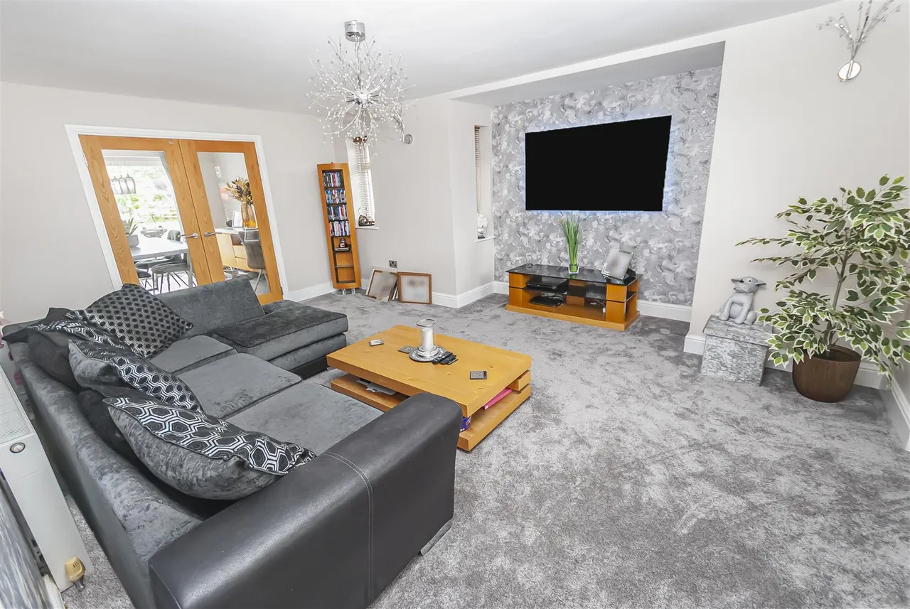 Bury Old Road, Ainsworth, Bolton, BL2 5PF, photo 5
