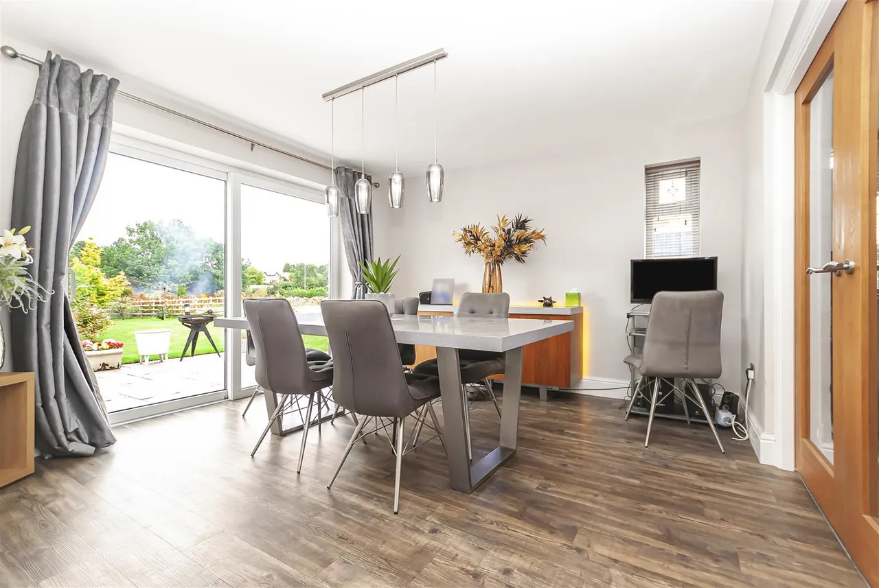 Bury Old Road, Ainsworth, Bolton, BL2 5PF, photo 8
