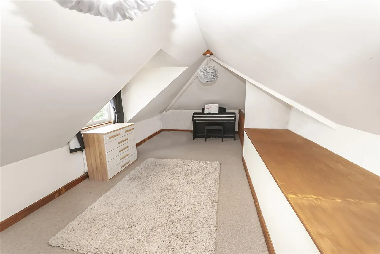 Bury Old Road, Ainsworth, Bolton, BL2 5PF, photo 27